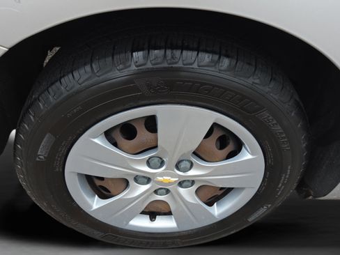 Used 2018 Chevrolet Cruze LS image 22