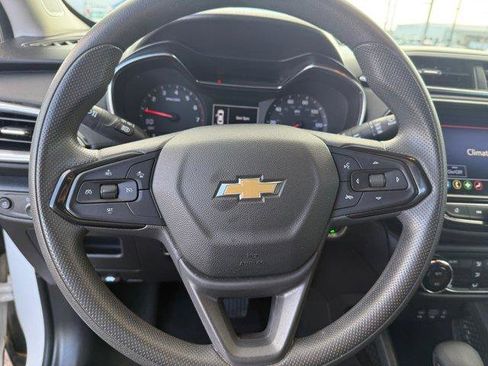 Used 2023 Chevrolet TrailBlazer LT w/ Convenience Package image 23