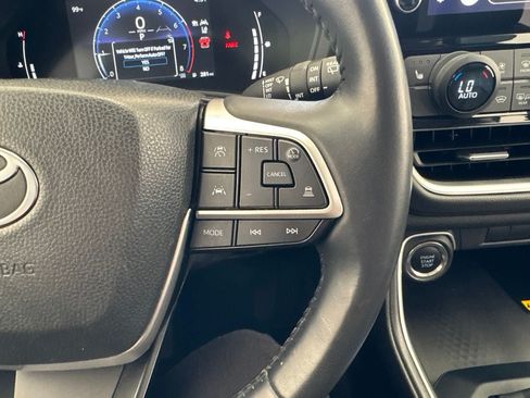 Certified 2025 Toyota Grand Highlander AWD image 21