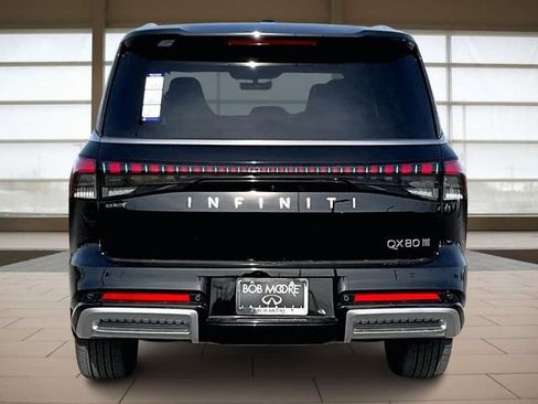 New 2026 INFINITI QX80 Luxe image 4