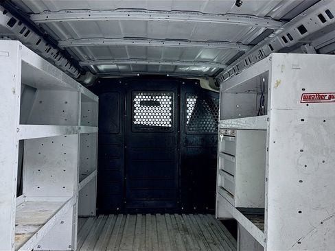 Used 2020 Chevrolet Express 2500 w/ Driver Convenience Package image 10