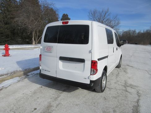Used 2017 Chevrolet City Express LS image 8