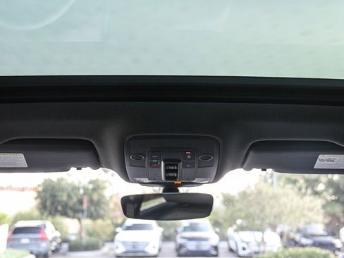 Used 2023 Audi Q3 2.0T Premium w/ Convenience Package image 18