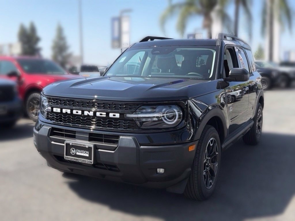 New 2026 Ford Bronco Sport Outer Banks w/ Outer Banks Tech Package+ AWD/4WD image 4