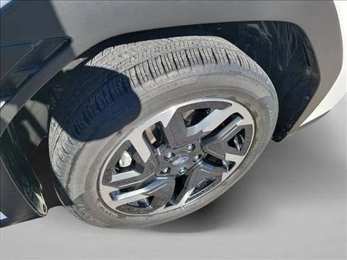 Used 2025 Subaru Forester Limited image 10