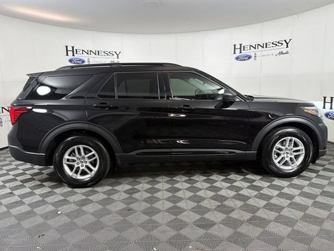 Used 2026 Ford Explorer Active w/ Active Comfort Package RWD image 33