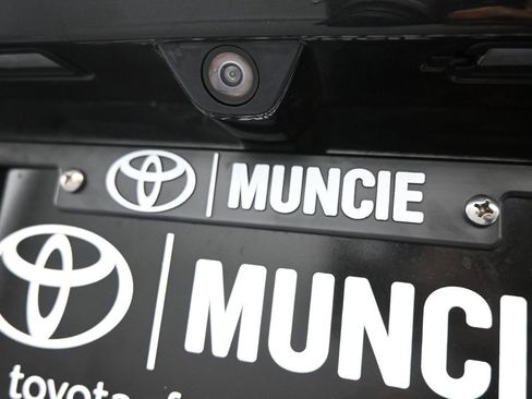 Used 2018 Chrysler Pacifica Touring-L Plus w/ Tire & Wheel Group image 50