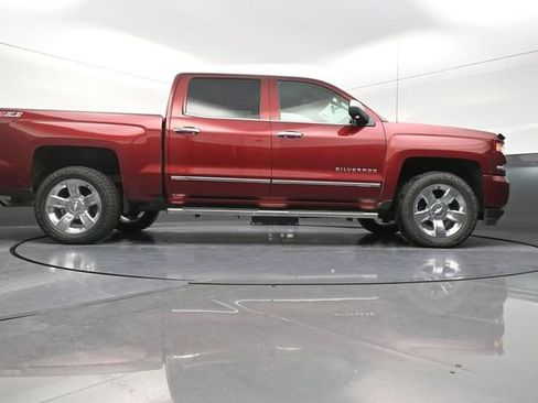Used 2016 Chevrolet Silverado 1500 LTZ Z71 w/ LTZ Plus Package AWD/4WD image 38