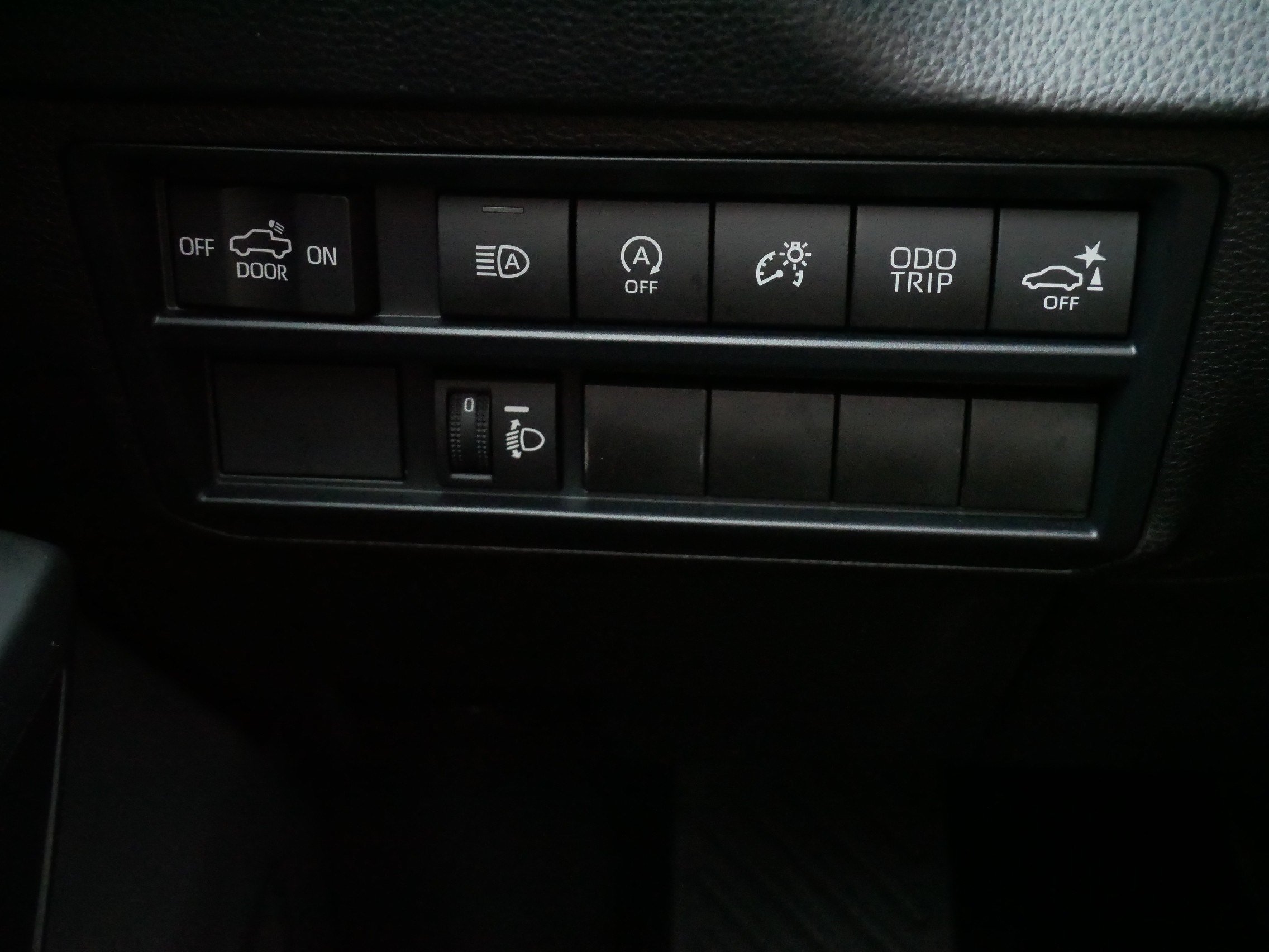 Certified 2024 Toyota Tundra SR5 AWD/4WD image 28