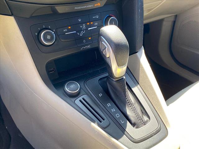 Used 2017 Ford Focus SE FWD image 13