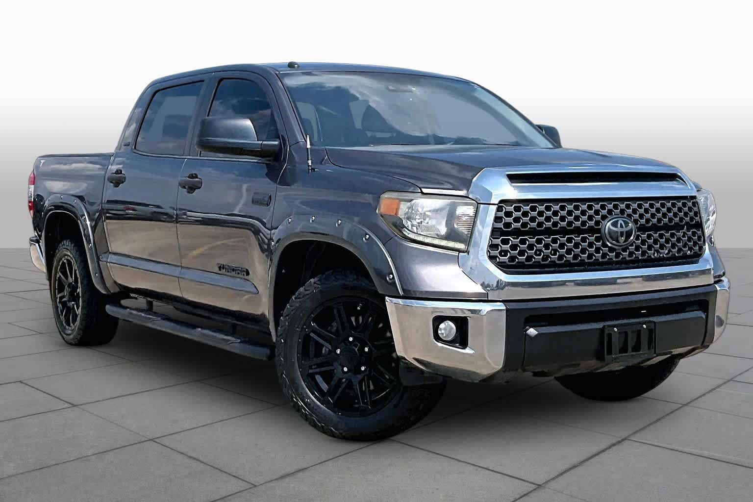 Used 2018 Toyota Tundra SR5 w/ SR5 Upgrade Package RWD image 3