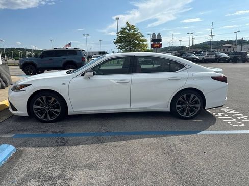 Used 2019 Lexus ES 350 F Sport w/ Accessory Package 2 FWD image 3