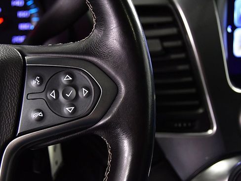 Used 2019 Chevrolet Tahoe LT image 18