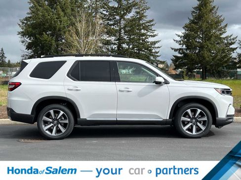 New 2025 Honda Pilot Elite image 9