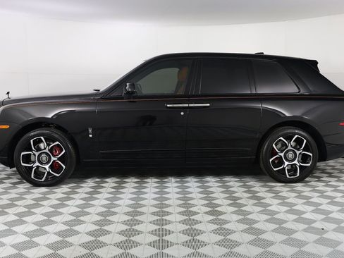 Certified 2023 Rolls-Royce Cullinan Black Badge w/ Driver's Package AWD/4WD image 2