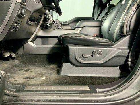 Used 2018 Ford F150 Platinum w/ Equipment Group 701A Luxury image 19