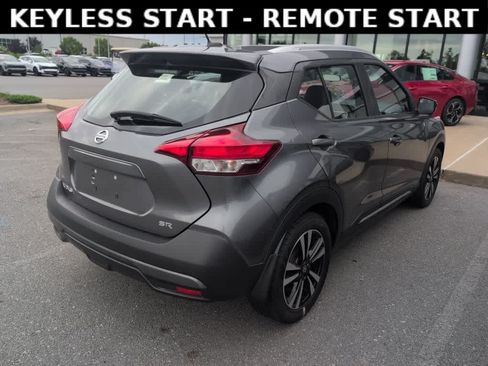 Used 2019 Nissan Kicks SR w/ SR Premium Package FWD image 4