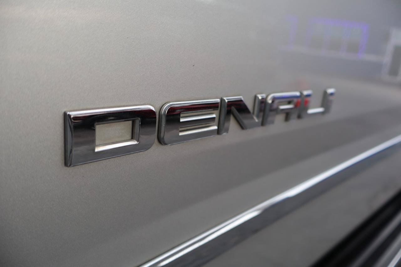 Used 2018 GMC Yukon Denali AWD/4WD image 10
