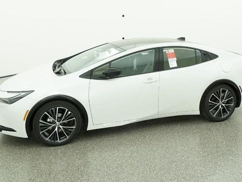 New 2026 Toyota Prius Limited image 2