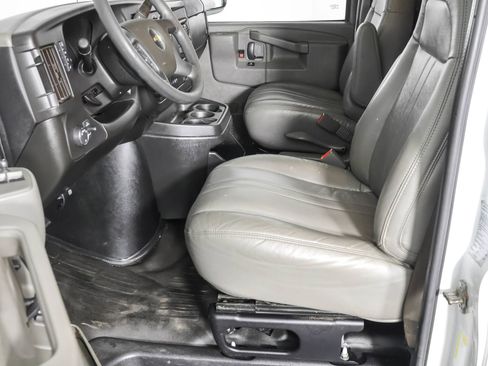 Used 2022 Chevrolet Express 2500 Work Van w/ Driver Convenience Package image 22