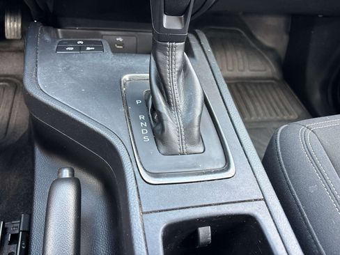 Used 2019 Ford Ranger XL w/ Equipment Group 101A Mid RWD image 25