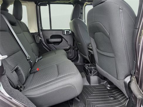 Certified 2021 Jeep Wrangler Unlimited Sport AWD/4WD image 32