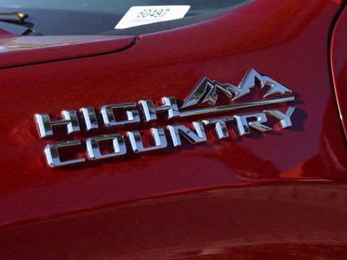Used 2022 Chevrolet Silverado 1500 High Country w/ Technology Package AWD/4WD image 55