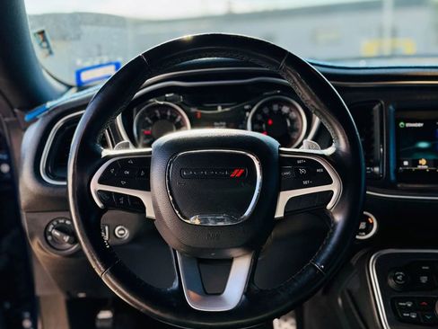 Used 2016 Dodge Challenger SXT Plus image 10