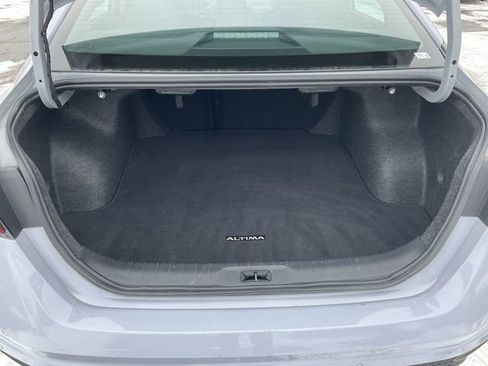 Certified 2024 Nissan Altima 2.5 SR image 32