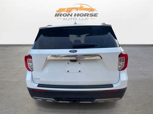 Used 2021 Ford Explorer XLT w/ Equipment Group 202A image 6