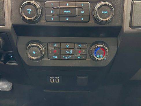 Used 2020 Ford F150 XLT w/ Equipment Group 302A Luxury image 16