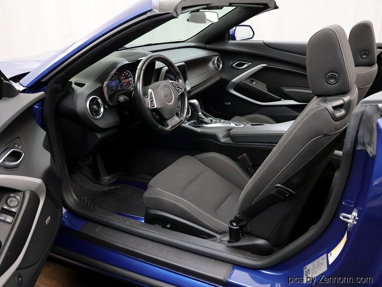 Used 2020 Chevrolet Camaro LT w/ RS Package RWD image 13