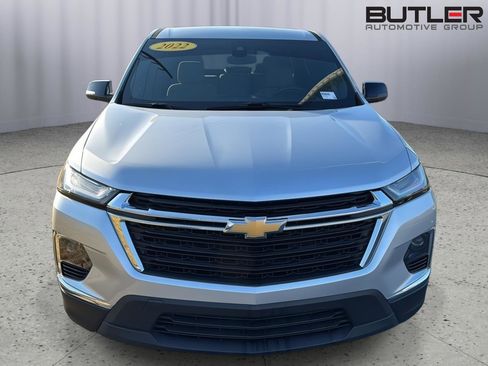 Used 2022 Chevrolet Traverse LS image 7