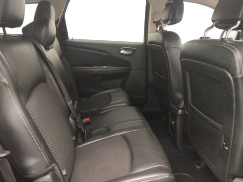 Used 2020 Dodge Journey Crossroad FWD image 19