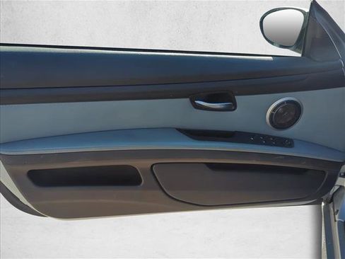 Used 2009 BMW M3 Convertible RWD image 10