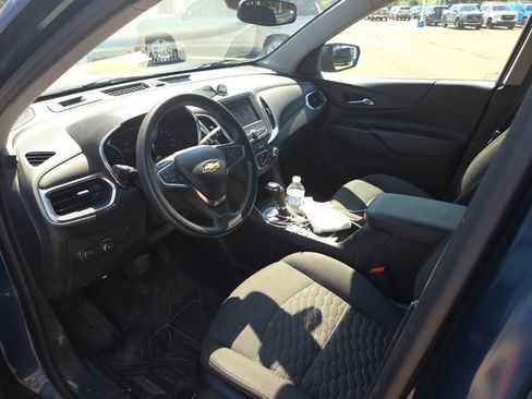 Used 2020 Chevrolet Equinox LT w/ LPO, Floor Liner Package FWD image 9