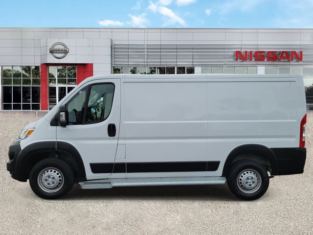 Used 2025 RAM ProMaster 2500 w/ U-Haul Equipment Group FWD image 4