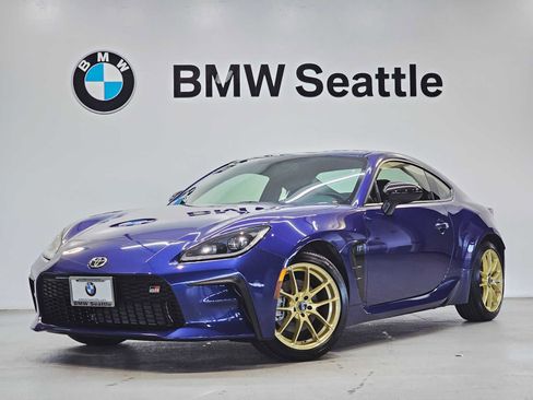 Used 2023 Toyota GR86 image 1