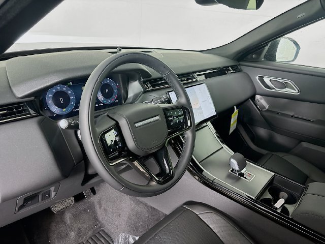 Used 2026 Land Rover Range Rover Velar S AWD/4WD image 9