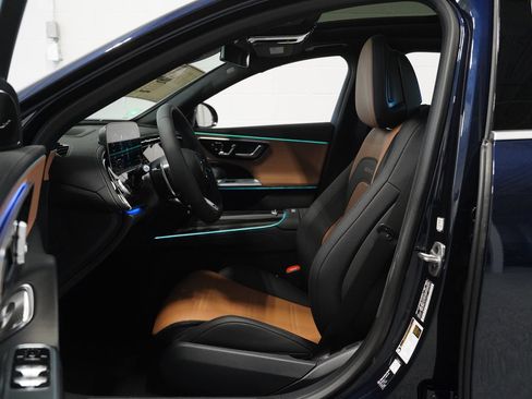 New 2026 Mercedes-Benz E 53 AMG e 4MATIC Sedan image 14