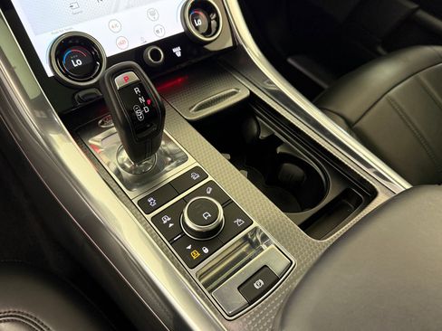 Used 2020 Land Rover Range Rover Sport HSE Dynamic image 18