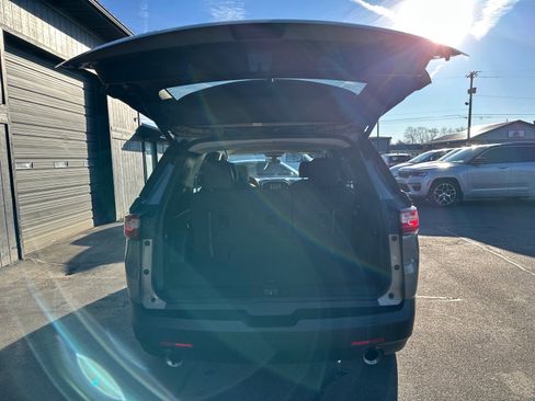 Used 2019 Chevrolet Traverse LT w/ LPO, Floor Liner Package image 10