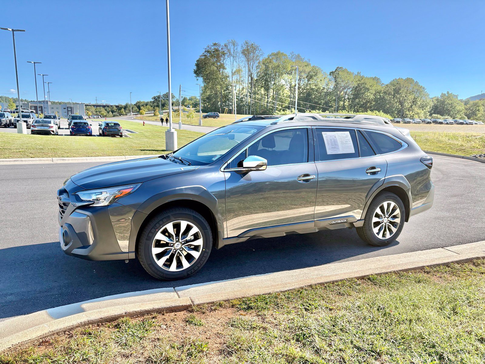 Certified 2024 Subaru Outback Touring XT AWD/4WD image 4