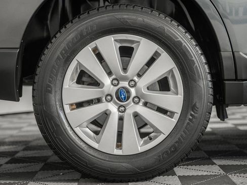 Used 2018 Subaru Outback 2.5i Premium image 17