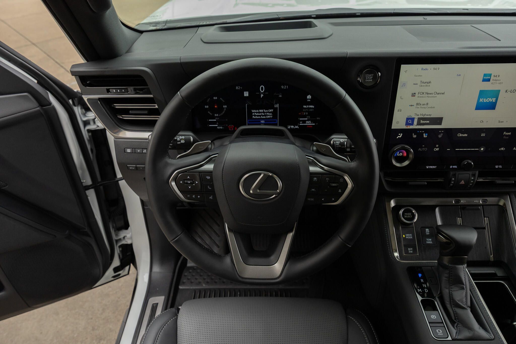 Used 2026 Lexus GX 550 w/ Accessory Package (2T) AWD/4WD image 20