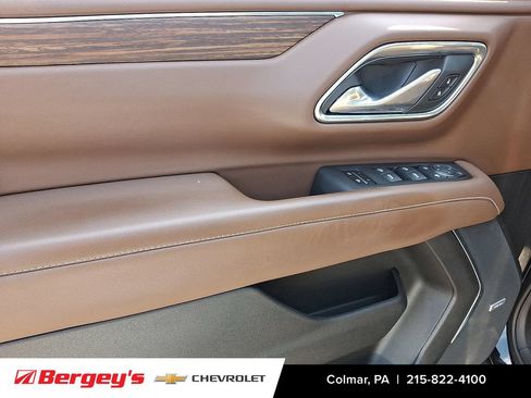 Certified 2023 Chevrolet Tahoe High Country AWD/4WD image 15