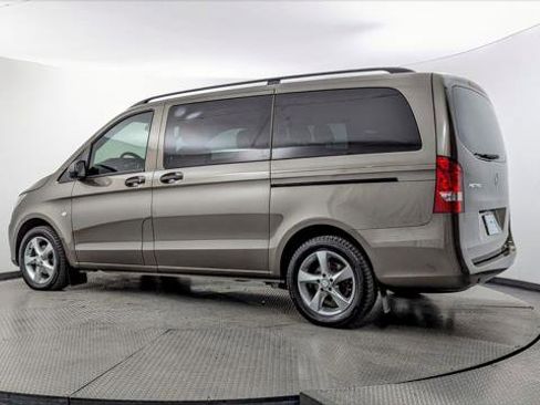 Used 2016 Mercedes-Benz Metris Passenger image 6