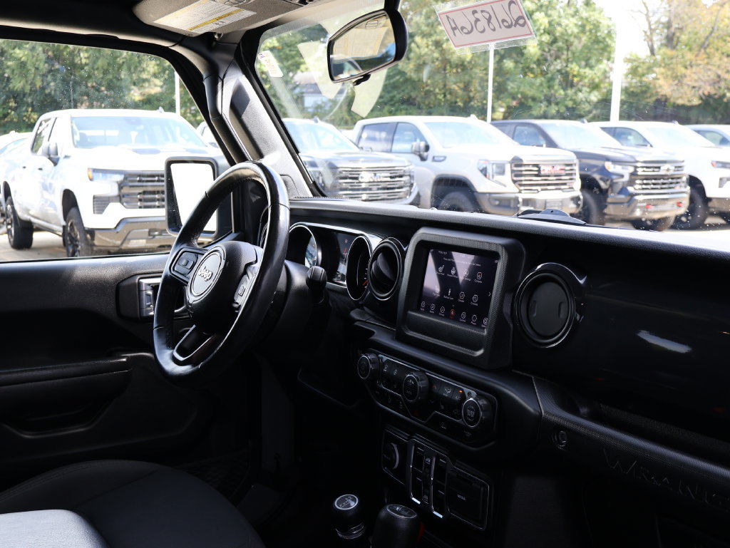 Used 2021 Jeep Wrangler Unlimited Sport AWD/4WD image 34