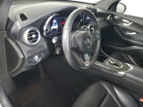 Used 2017 Mercedes-Benz GLC 300 image 19