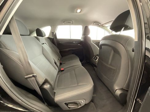 Used 2020 Kia Sorento S image 19